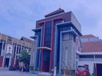 Parallel Class Universitas Gresik Nomor 1